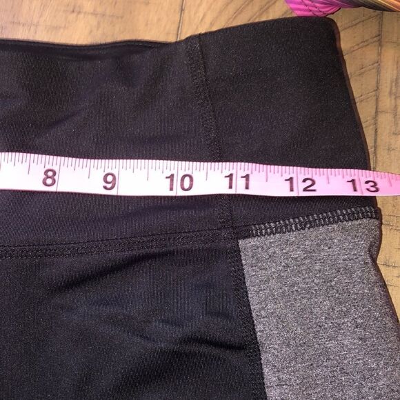 Betsy Johnson Performance Pants Color-block Neutrals Zip Compartment back waist. - Picture 14 of 17